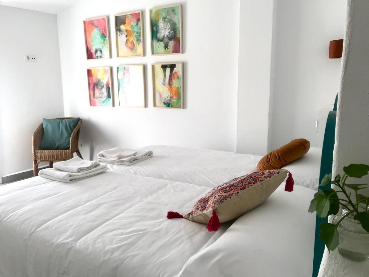 La Casa Movil. Casa De Artistas Villa Algodonales Ngoại thất bức ảnh